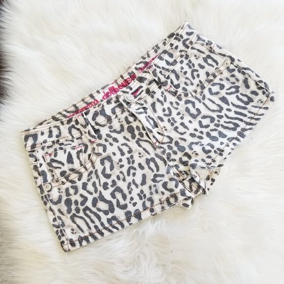 Dollhouse Leopard Print Denim Short Shorts Zipper Pockets Mini Sexy Animal Sz 11 - Picture 1 of 11